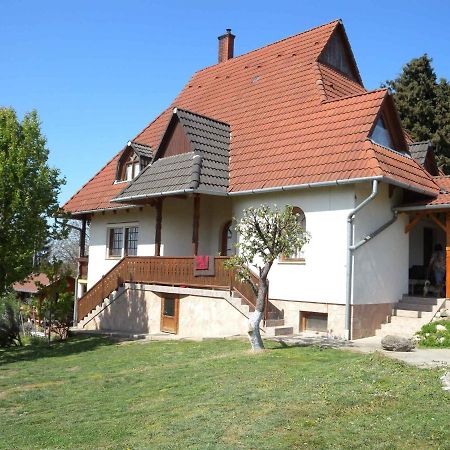 Apartment In Fonyod/Balaton 18583 Exteriör bild